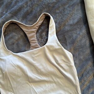 LULULEMON TOP too small on me only work 2x